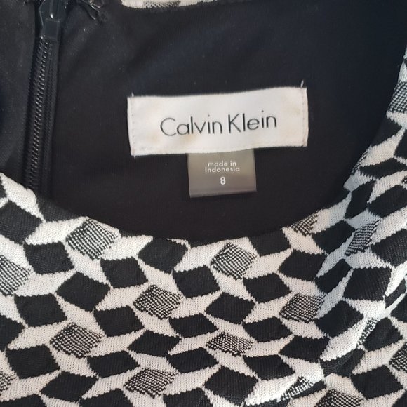 Calvin Klein Mid-Length, Sheath Dress - Size 8 - Picture 4 of 4